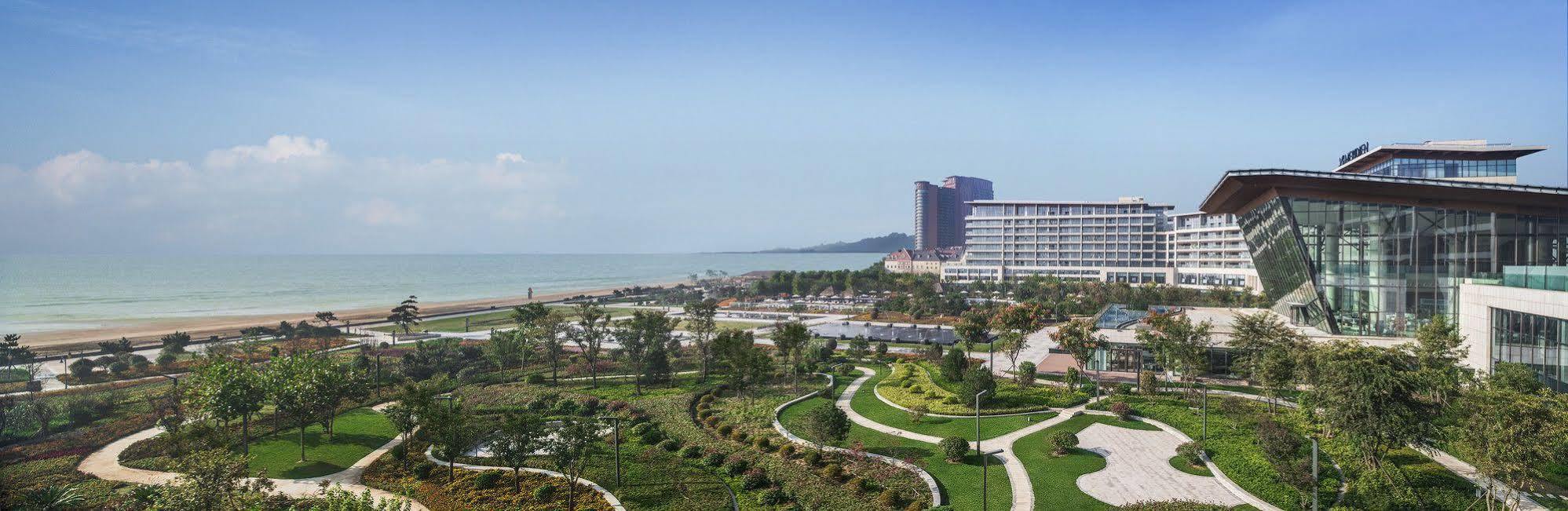 Le Meridien Qingdao West Coast Экстерьер фото